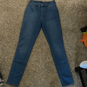 Super high waisted skinny jeans